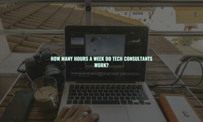 How many hours a week do tech consultants work?