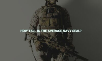 How tall is the average navy seal?